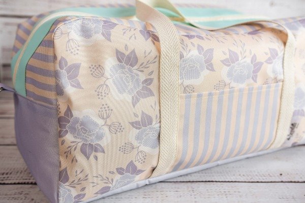 Producto - Bolso de viaje Lovesick en pasteles