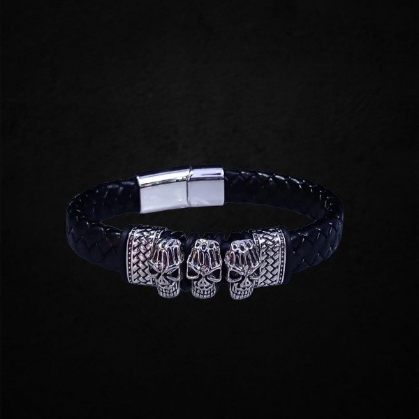 Producto - Muñequera de cuero trenzadas tres calaveras