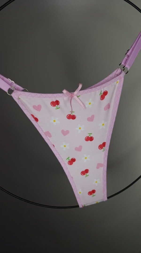 Producto - Tanga cerezas margaritas