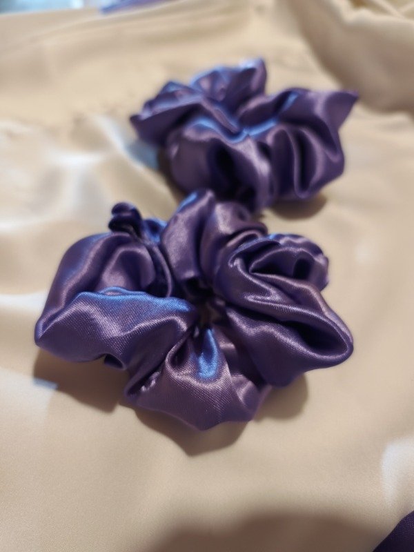 Producto - Scrunchies de raso antifrizz