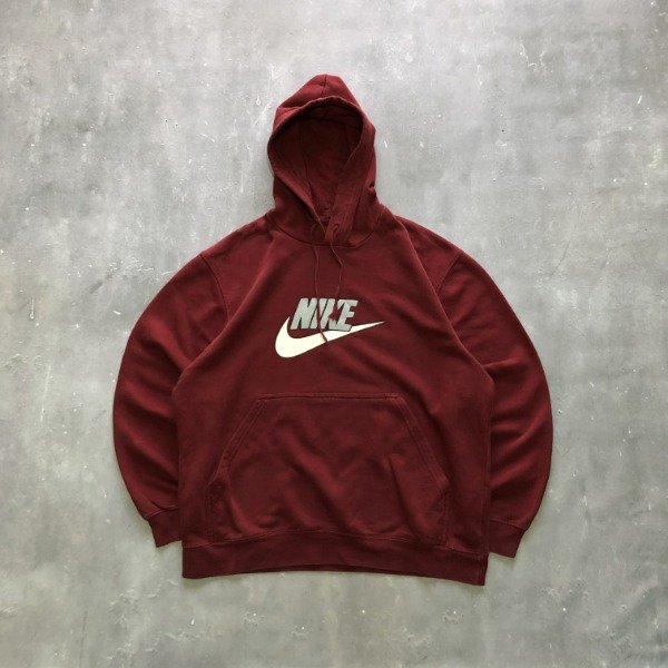 Producto - HOODIE NIKE 00's (M) ROJO
