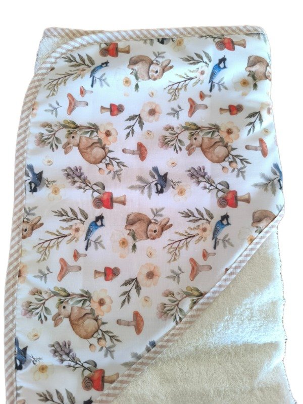 Producto - Toalla conejitos y hongos