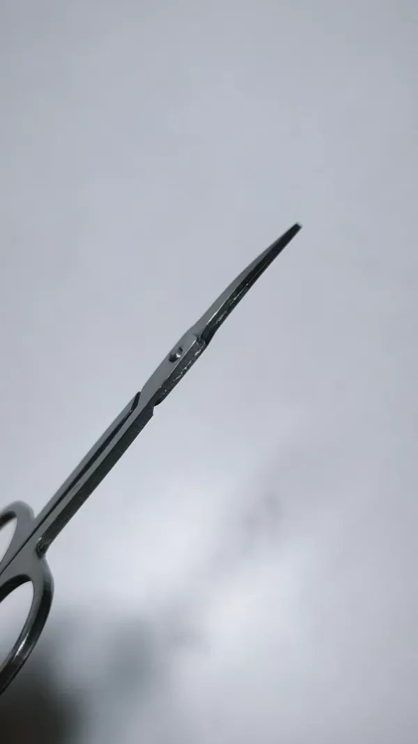 Producto - Tijera curva para moldes, cintas, cejas, uñas