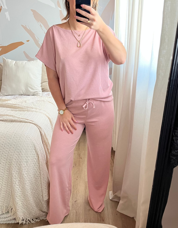 Producto - Conjunto pantalon largo y remera manga corta