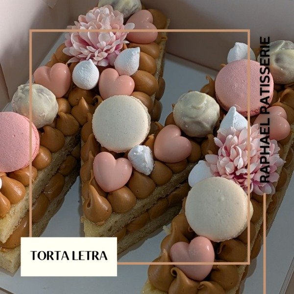 Producto - Torta letra