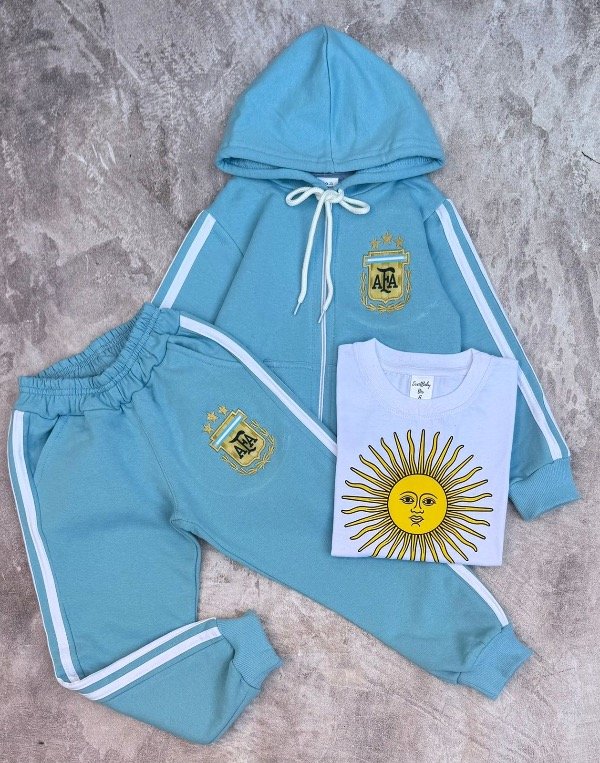 Producto - TRÍO AFA CELESTE (CAMPERA + REMERA + PANTALÓN)