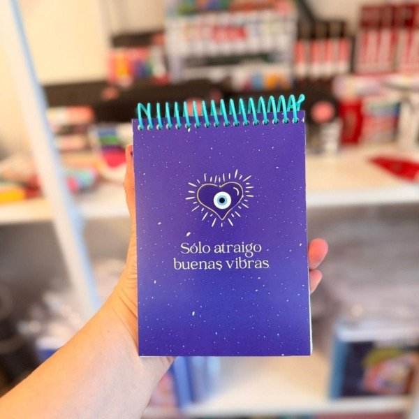 Producto - Solo atraigo buenas vibras