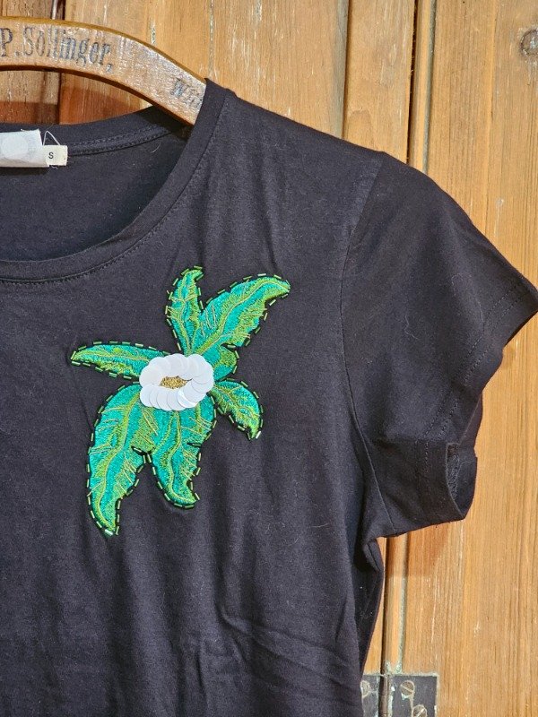 Producto - Remera Dream Negra t.S - 2
