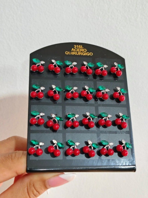 Producto - Aritos cerecita por par AQ