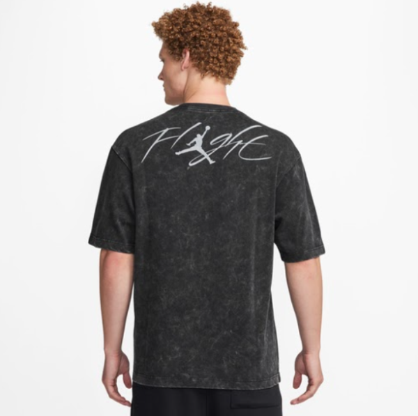 Producto - Jordan Flight Essential Washed 85 Short Sleeve Crew Negra