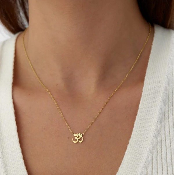 Producto - COLLAR OM. ACERO DORADO