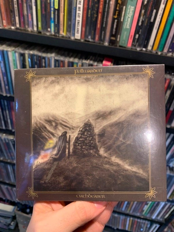 Producto - Fellwarden - Oathbearer