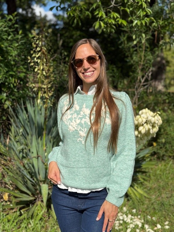 Producto - Sweater aqua bordado