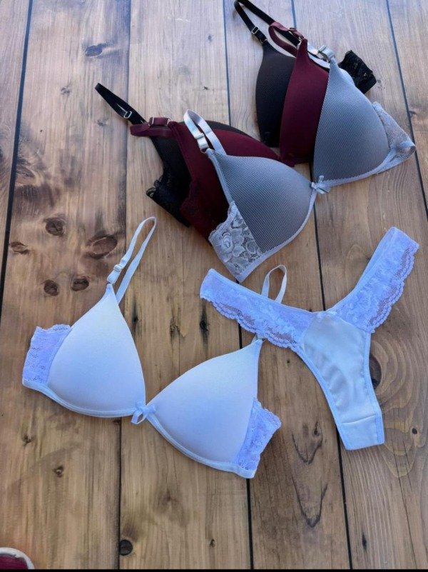 Producto - CONJUNTO TRIÁNGULO VALERIA