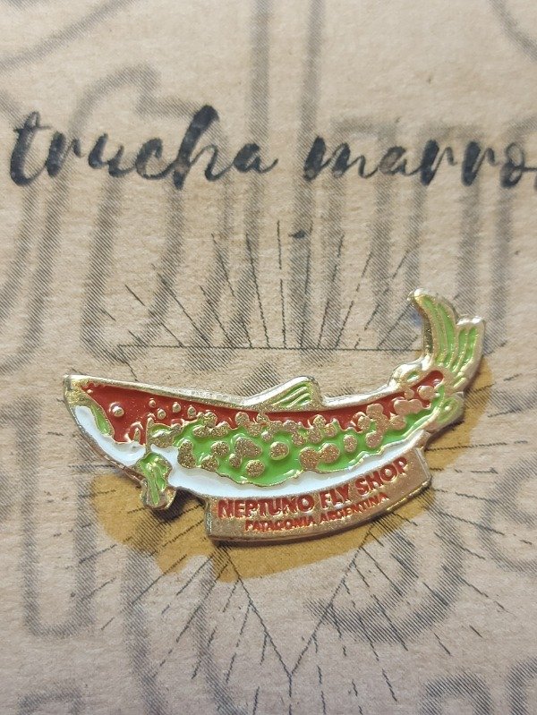 Producto - Pin Trucha Marron
