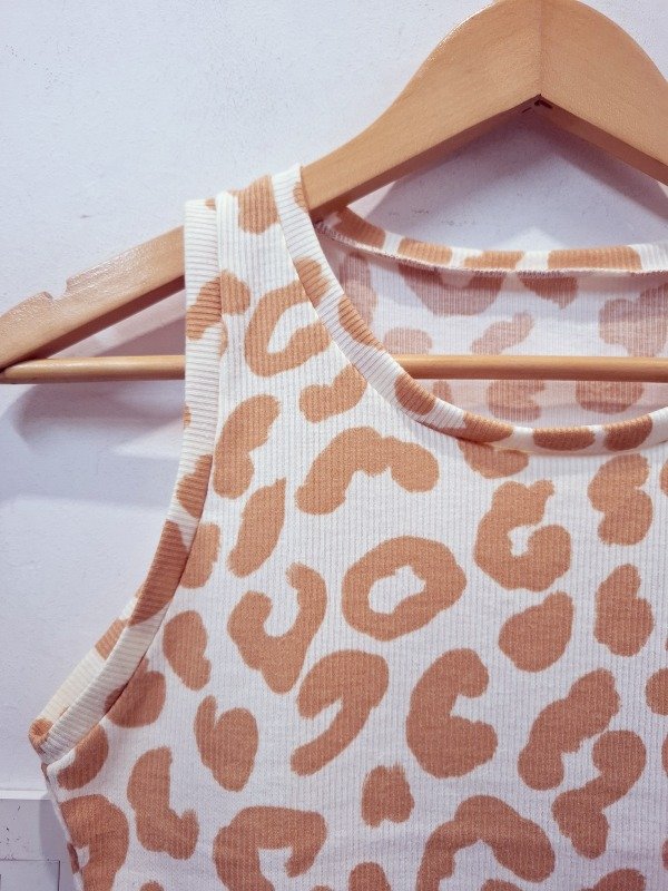 Producto - Musculosa manchas