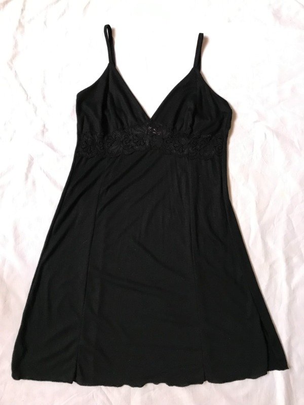 Producto - Vintage lace goth witch dress.