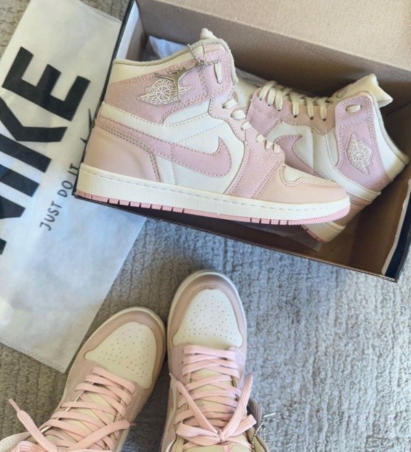 Producto - Nike Air Jordan 1 Mid Premium "Pink Sand"