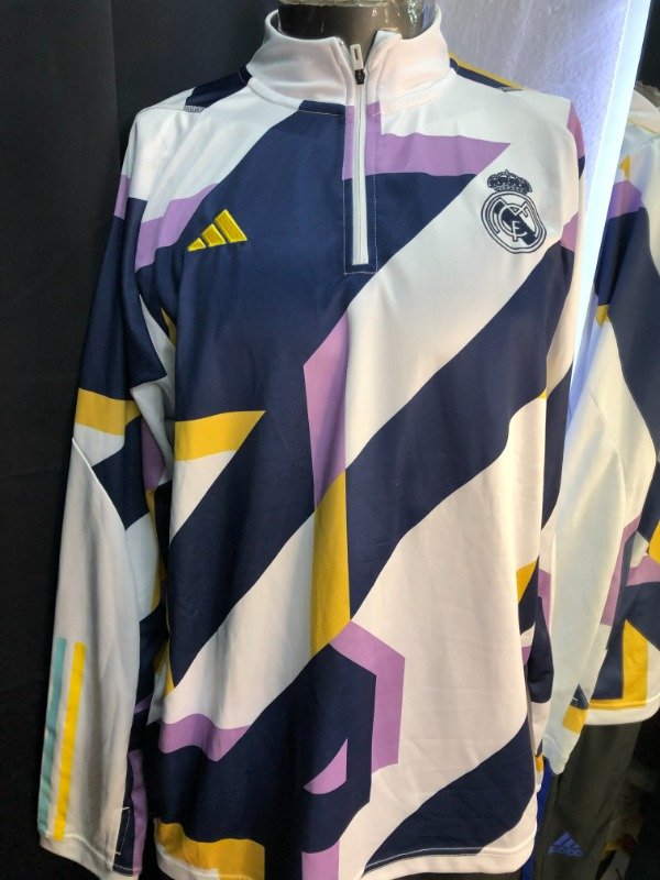 Producto - BUZO REAL MADRID DETALLE COLORES