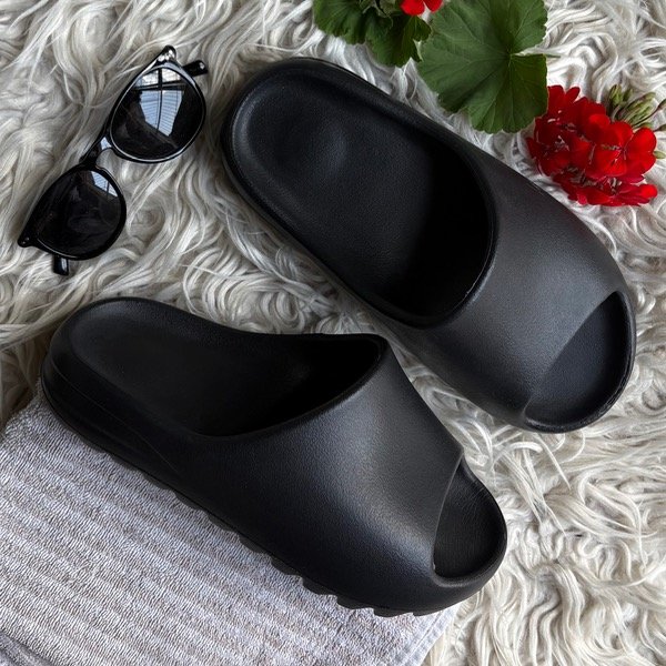 Producto - Gomones Yeezy negros