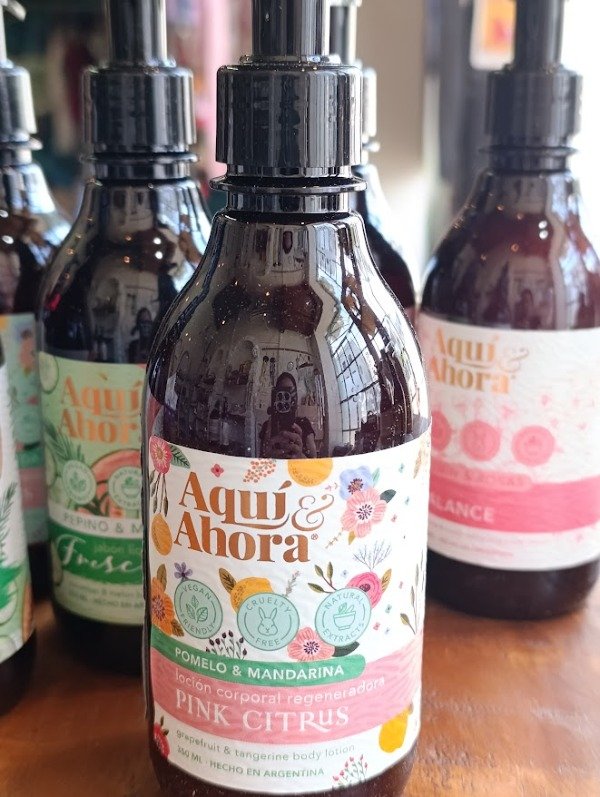 Producto - Loción corporal PINK CITRUS mandarina y pomelo