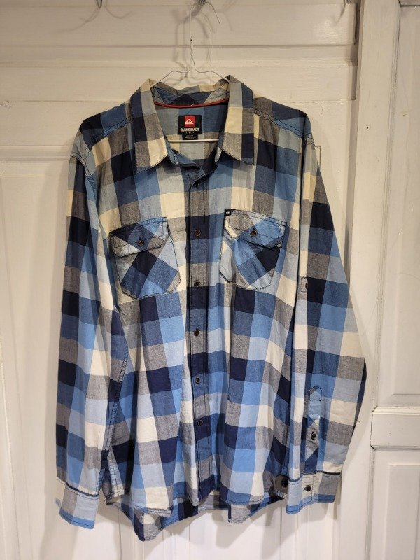Producto - Camisa QUIKSILVER cuadrille azul y blanca- Talle  L- PRECIO: 40X - 0