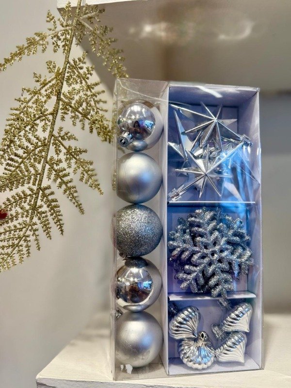 Producto - SET X 18 GLOBOS MULTI