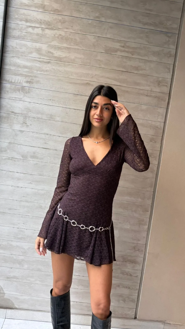 Producto - VESTIDO BLUMA M/L ESCOTE V Y VOLADO ENCAJE
