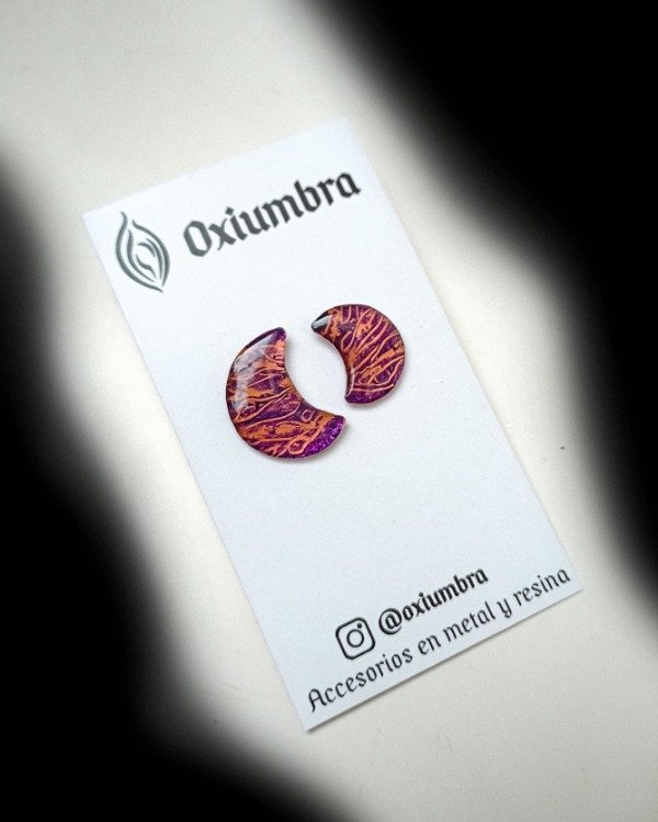 Producto - Aretes Asimétricos Luna (cobre y violeta)