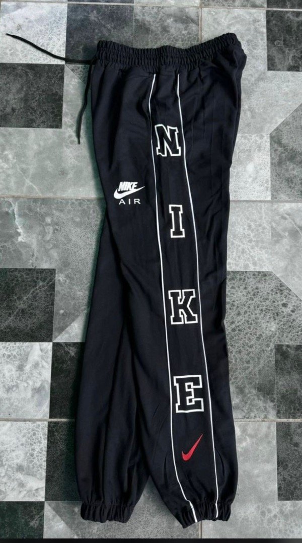 Producto - Jogger Nike