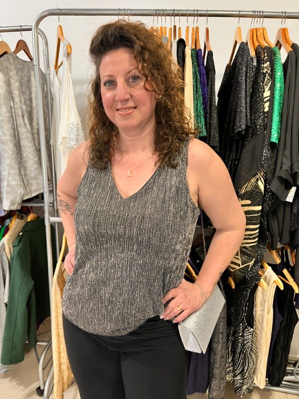 Producto - Musculosa Evase Superpuesta Plateada Amplia abarca L-XL TRANSFERENCIA 39.000