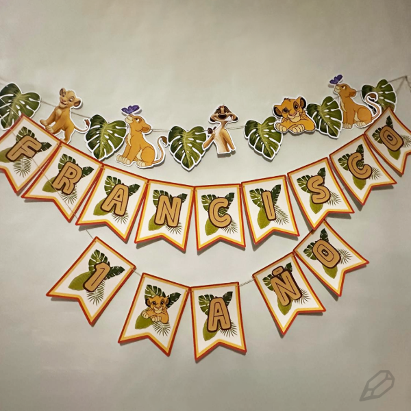 Producto - Banderin triple temático