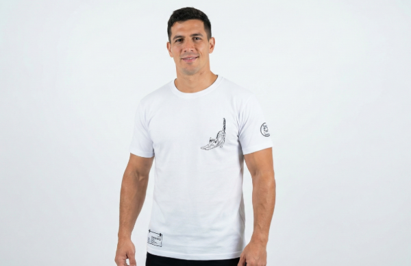 Producto - Remera talle L "gatito desperezandose"