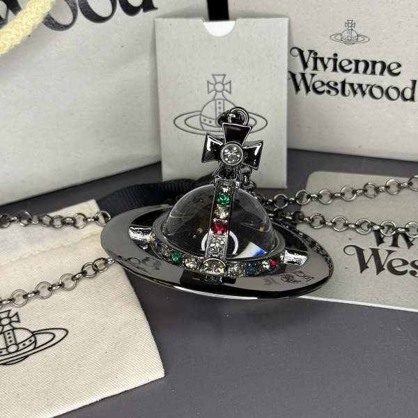 Producto - Collar orbe peltre black vivienne westwood