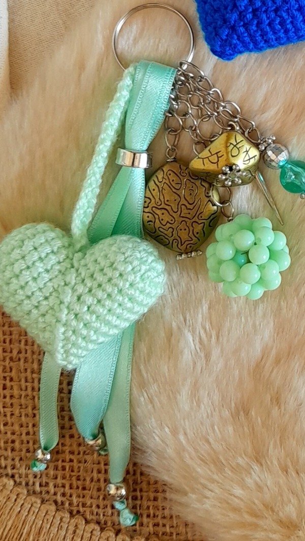 Producto - Corazón Decorado en Verde Brisa