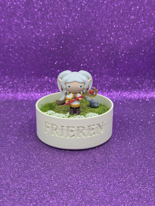 Producto - Mini diorama Frieren - 0