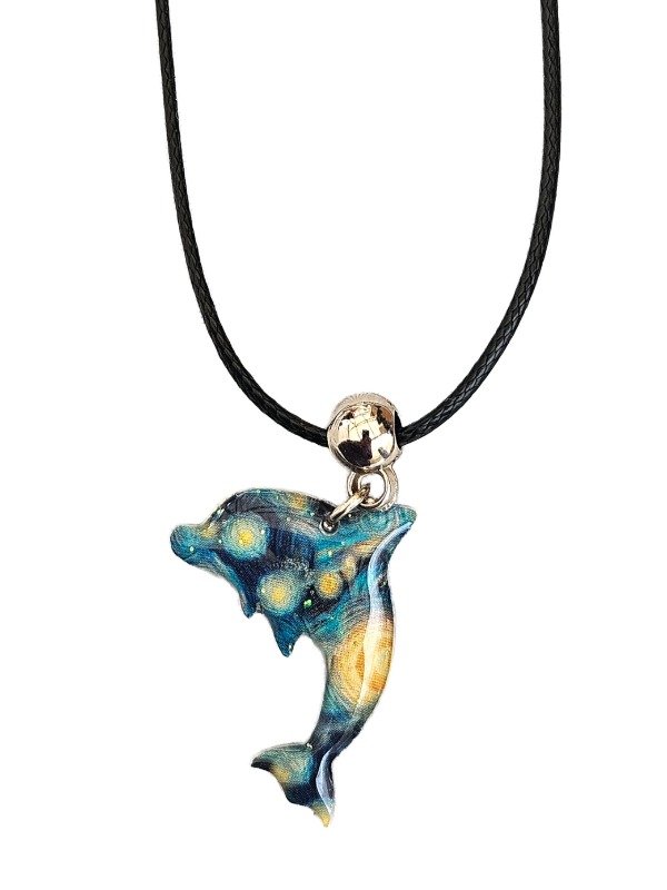 Producto - Colgante Delfin. Colección Animales de Poder. Amuleto conección con la alegría