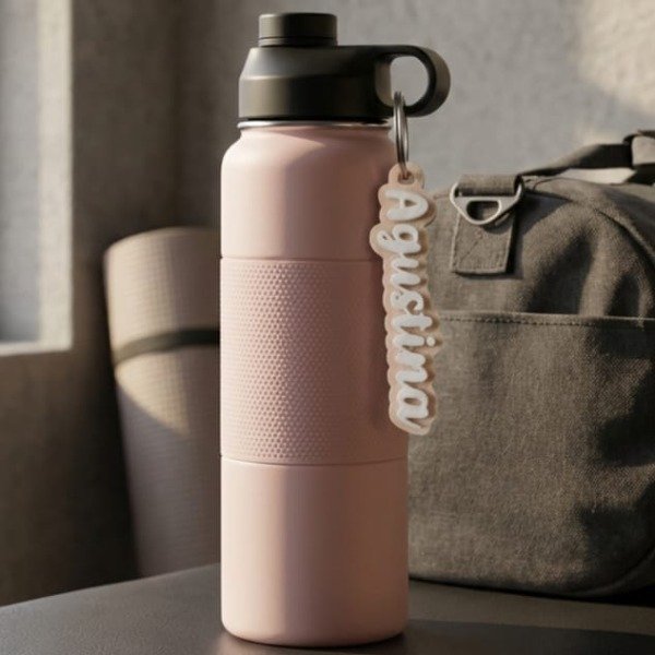 Producto - IDENTIFICADORES Cursiva PERSONALIZADOS para mochilas, bolsos y botellas