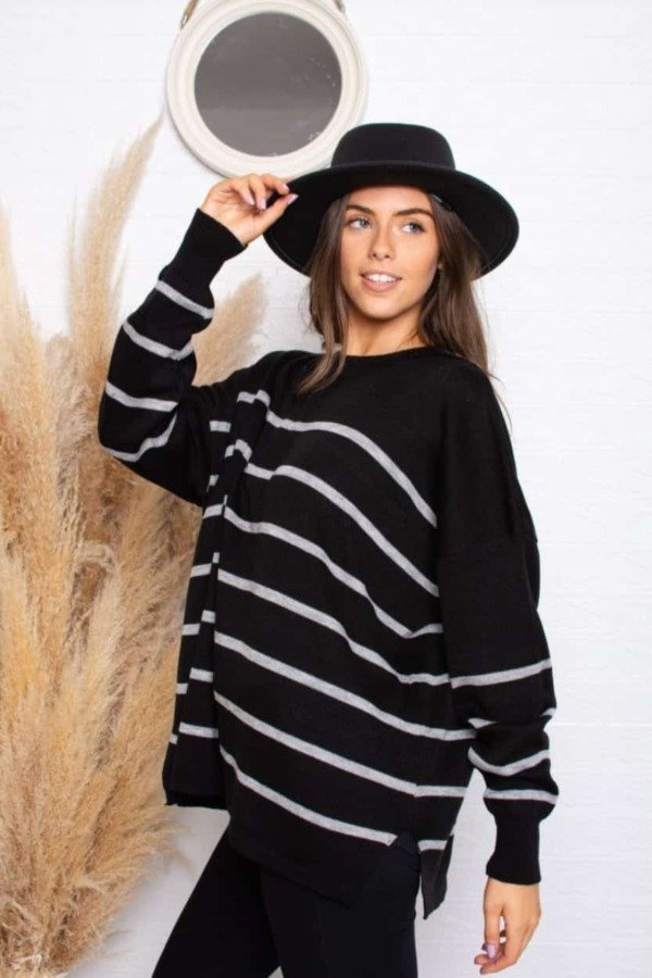 Producto - SWEATER RAYADO OVERSIZE