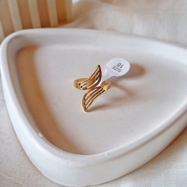 Producto - ANILLO ANASTASIA AC. DORADO