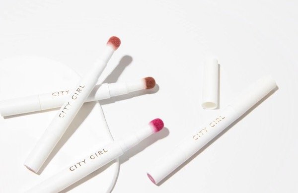 Producto - Rubor líquido con esponja City Girl Just Girl