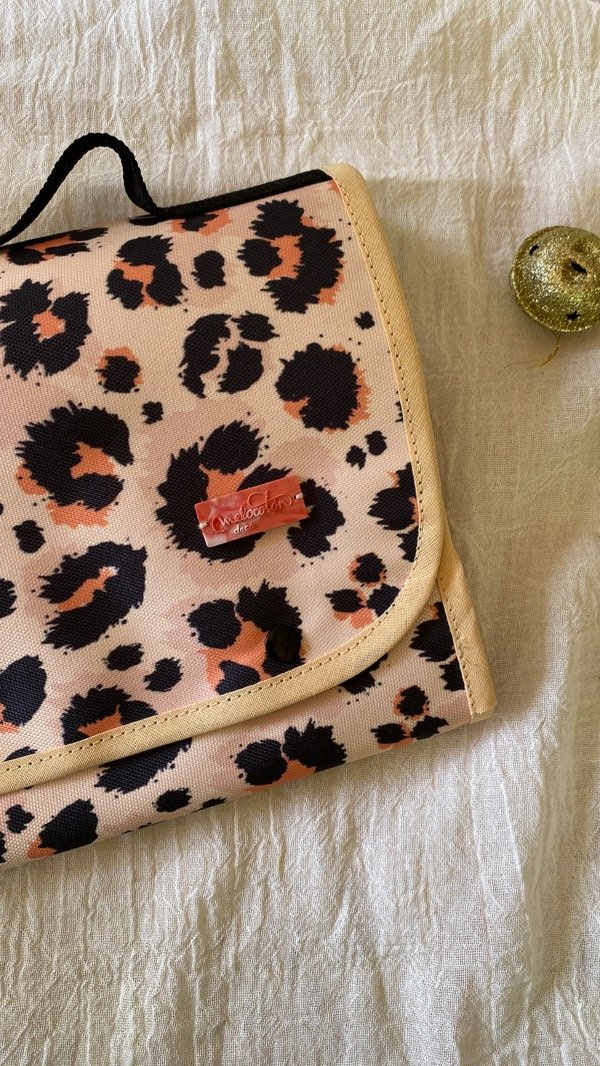 Producto - Neceser viajero animal print