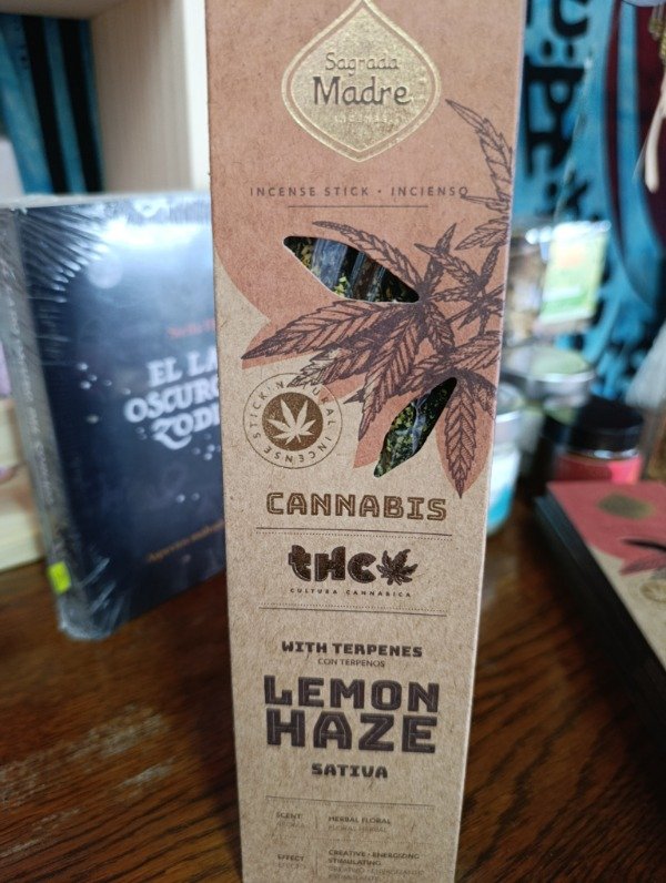 Producto - Sahumerios sagrada madre cannabis lemon haze