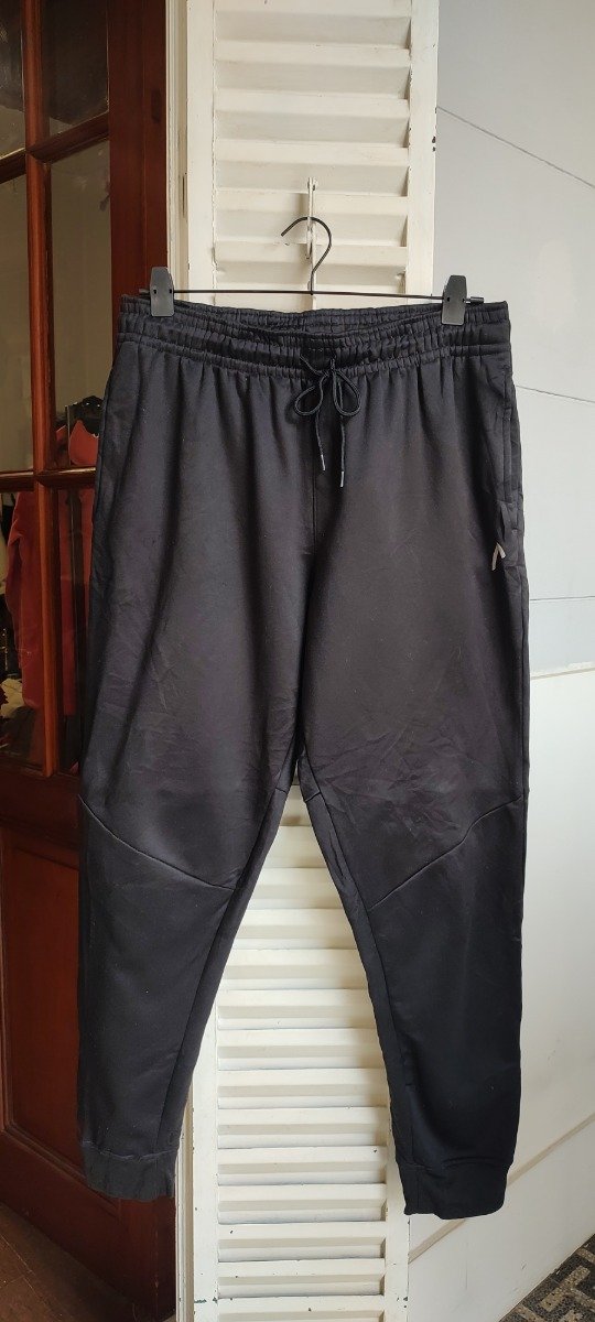 Producto - Jogging babucha, negra talle L