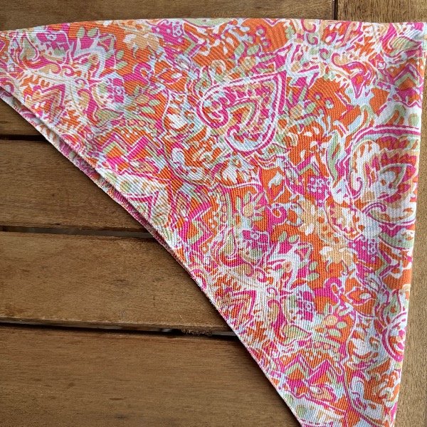 Producto - Pañuelo tonos rosas claros