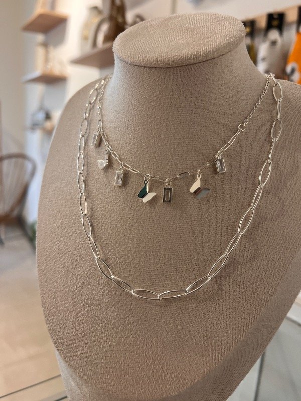 Producto - Collar Mariposas Acero Blanco - 1