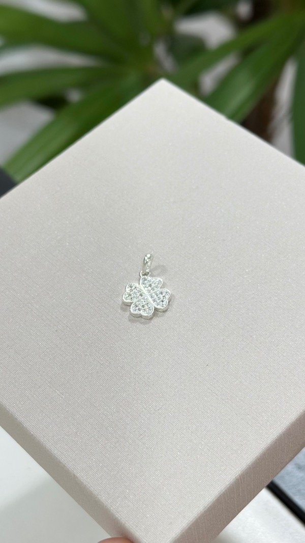 Producto - Dije trébol plata 900