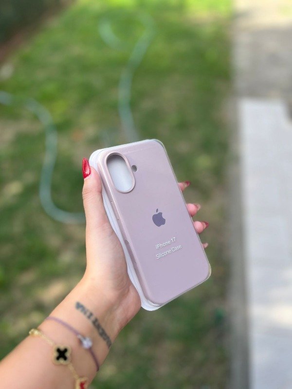 Producto - Iph 17 silicona case beige claro