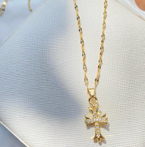Producto - Collar Acero Dorado con Dije Cruz con Strass BL