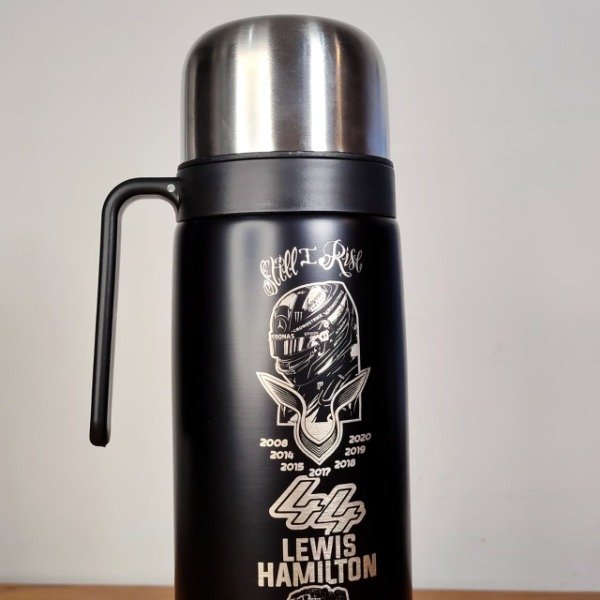 Producto - TERMO MEDIA MANIJA EXCLUSIVO LEWIS HAMILTON - 2